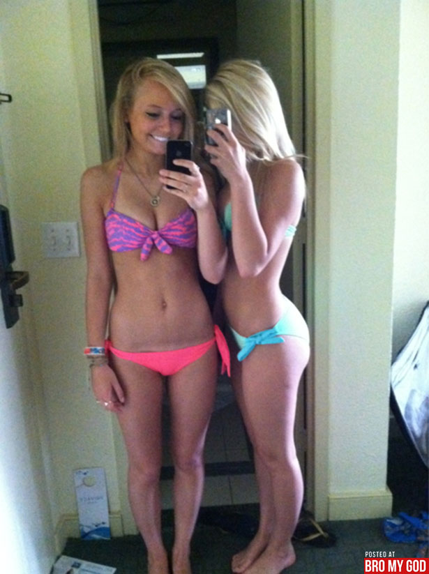Naked Girls In Groups Self Shots